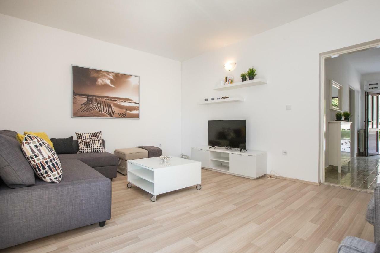Apartment Macan Cavtat Exterior photo
